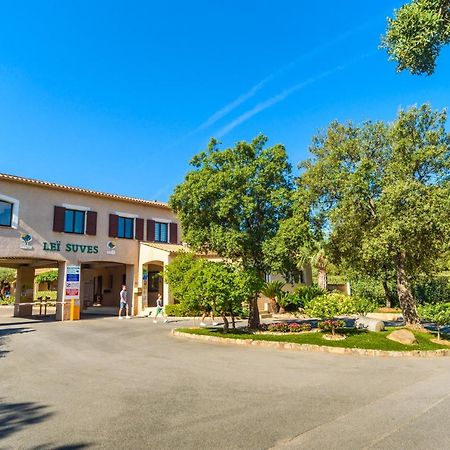 3 Bedroom Chalets Camping Lei Suves - Joycasa Roquebrune-sur-Argens Eksteriør bilde