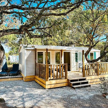 3 Bedroom Chalets Camping Lei Suves - Joycasa Roquebrune-sur-Argens Eksteriør bilde